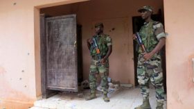 مالي: مقتل 100 متشدد في عملية مشتركة مع فرنسا