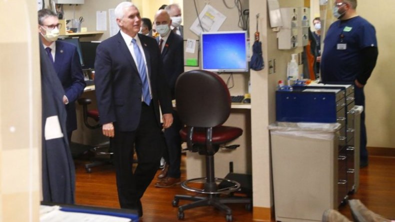 نائب ترامب يعزل نفسه بسبب كورونا