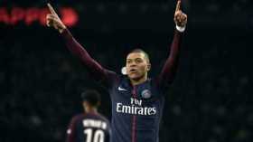 مبابي يتفوق تهديفياً على ميسي ورونالدو في سن 19 عاماً