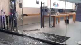 هكذا ردت شركة آبل على سارقي متاجرها في أمريكا