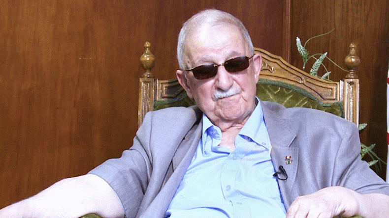 منظمة المجاهدين: ماكرون كاذب