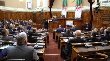 البرلمان.. والسرطان!