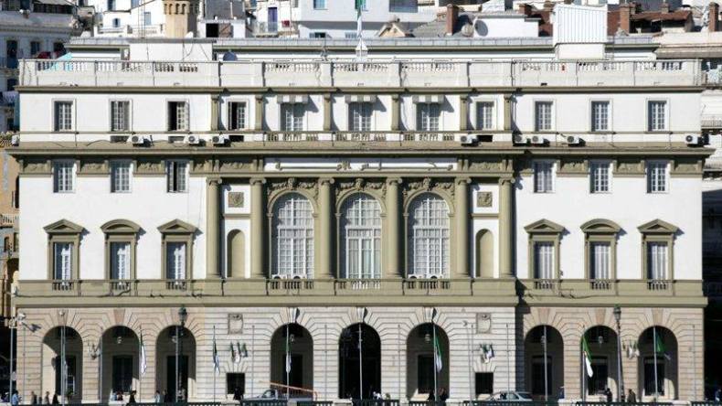 16 مستثمرا يرغبون في دخول النقل الجوي بالجزائر