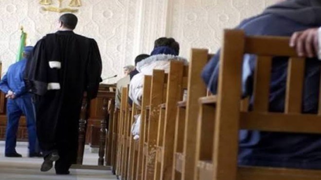 يعرض 10 كلغ من المخدرات للبيع بوسط مدينة خنشلة