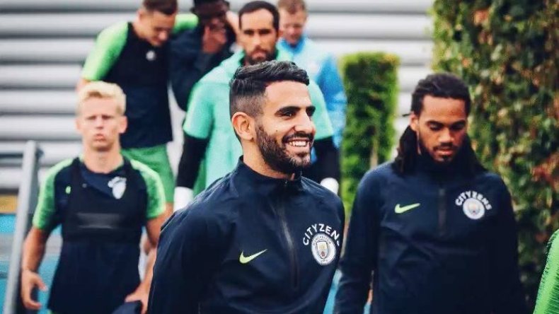 محرز “زبدة” متوسطي الميدان الهجومي في العالم