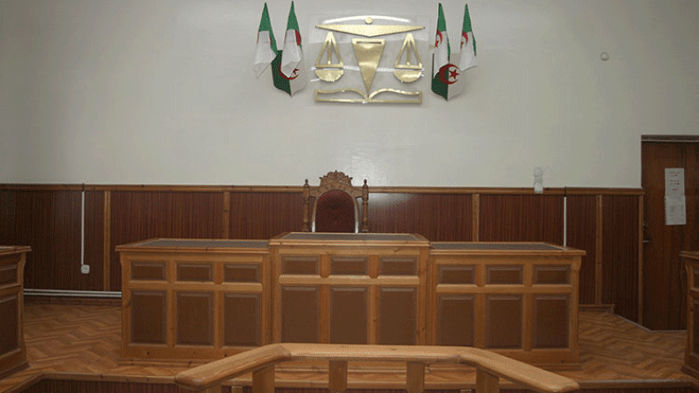 بطّال يعتدي على مدير شركة بسبب “الظلم” والحرمان من العمل!