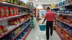 بلديات العاصمة تلزم أصحاب المحلات بدفع الرسوم الضريبية