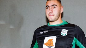 عبيد ينتظر رد الأهلي.. رغم عودته لتدريبات “السنافر”