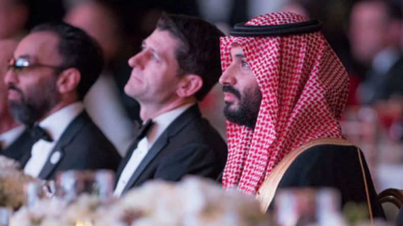 بن سلمان لواشنطن بوست: نقل السفارة الأمريكية إلى القدس خطوة مؤلمة