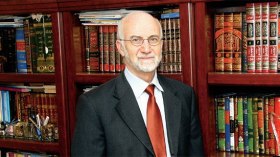 المرأة المسلمة تفقد حليفها!