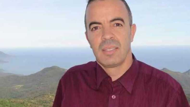 محمد لمين بحري: لا عذر لكم في تشويه الأدب والكتاب