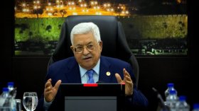 الرئيس الفلسطيني يجدد رفضه لـ”صفقة القرن”