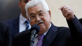 محمود عباس: إذا لم تلتزموا لن نلتزم..