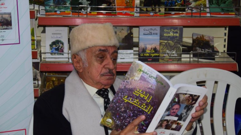 عميمور يوقّع “ربيع الغضب” في “ساحة الغضب” بسكيكدة