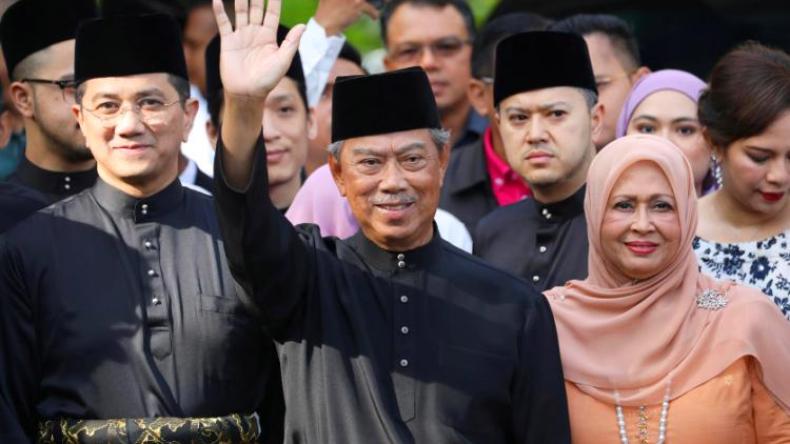 تنصيب محيي الدين ياسين رئيساً لوزراء ماليزيا