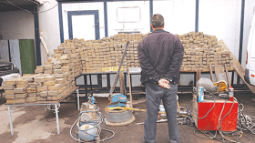 مغن راي مغربي مشهور يقود عصابة مخدّرات بوهران