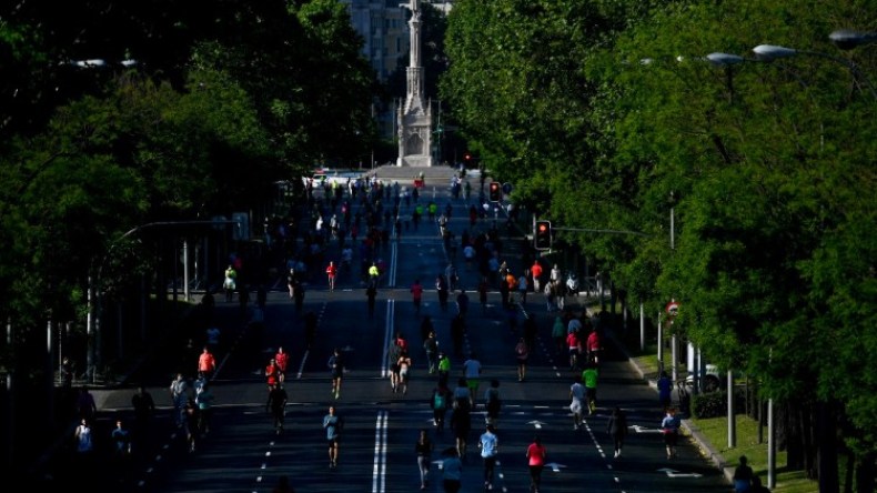 فرنسا وإسبانيا تخرجان من العزل