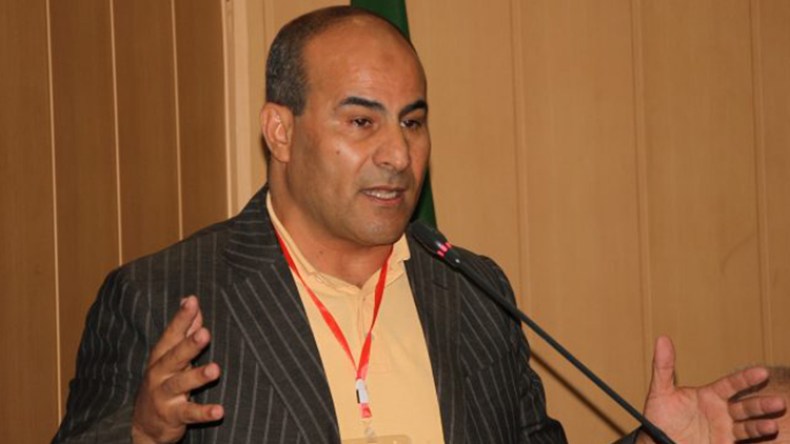 رئيس القبة يبيع الأوهام إلى أنصاره والعايب لم يسدد الديون