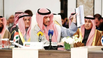 رجل في “العهد المخنّث”