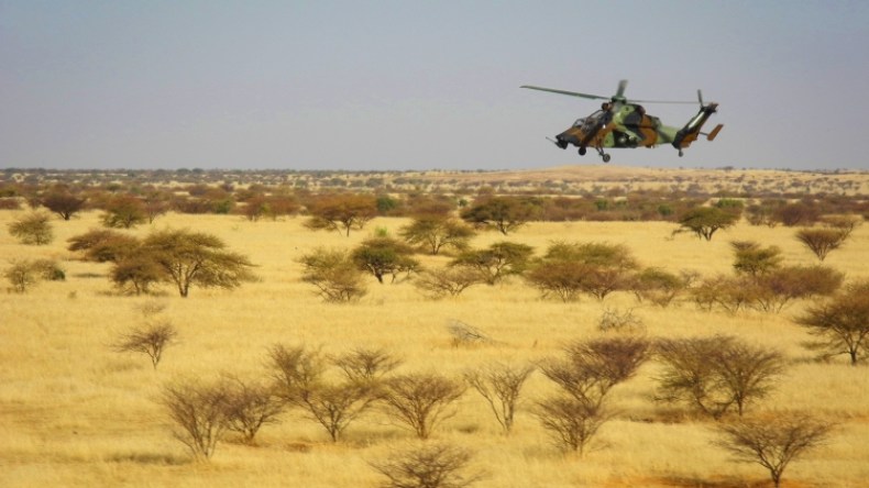 مقتل 13 عسكرياً فرنسياً في مالي