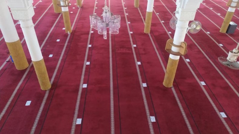 احذروا.. انتهازيون يترصّدون أخطاء المصلين في المساجد