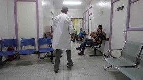 طوابير وآلاف المرضى يفرضون حالة طوارئ بمصلحة التصوير الطبي بمستشفى “بارني”