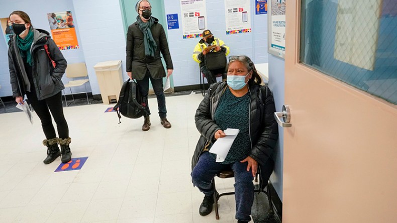 عالم أمريكي: جائحة كورونا ستنتهي في هذا التاريخ