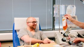 مستشفى بريطاني يجرب بلازما الدم لعلاج مصابي كورونا