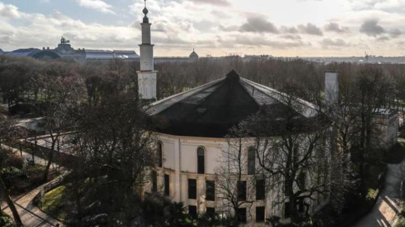 عميد مسجد بروكسل الكبير متهم بالتجسس لصالح المغرب