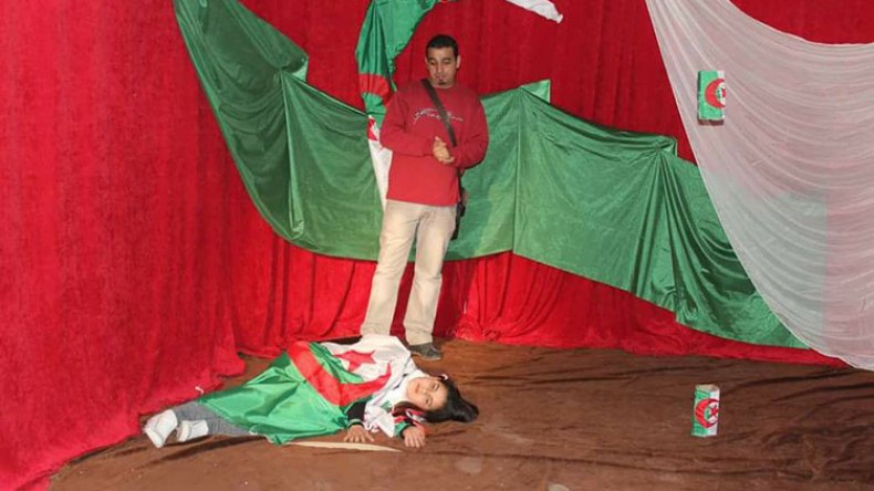 “رغم قلة الإمكانيات وأعداء الفن، لا يزال أهل المسرح في غليزان صامدين”