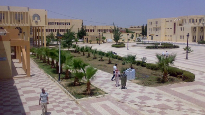 “على الطالب الجامعي الانخراط في المبادرات التطوّعية والخيرية”