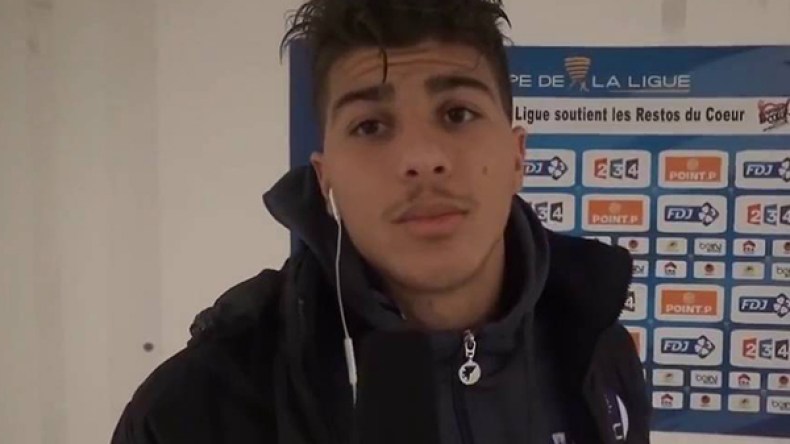 لاعب نابولي مشاش مهدد بالسجن بتهمة الاعتداء على زوجته