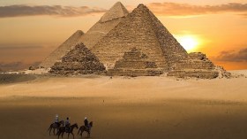 21 يوم حول مصر