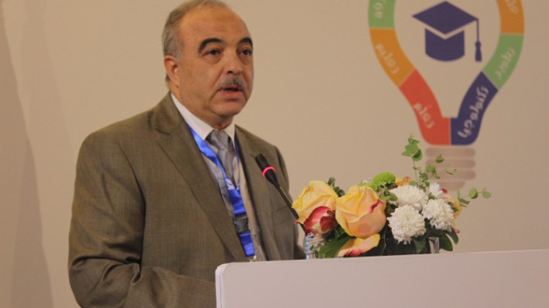 يا لها من مهزلة !!