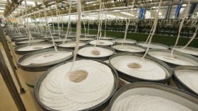 مصنع النسيج بغليزان يبدأ الإنتاج