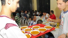 ربع وجبات مطاعم الرحمة مصيرها المزابل