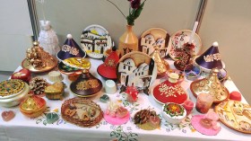 حرفيات مبدعات يبحثن عن فرص للتسويق