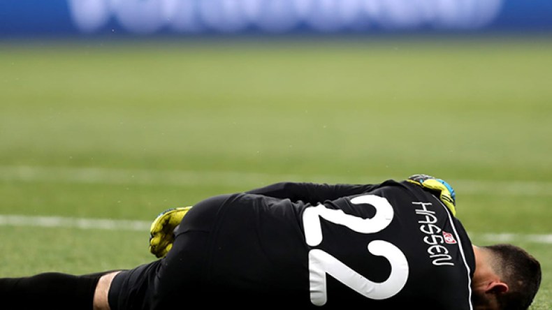 الإصابة تنهي مسيرة الحارس التونسي معز في المونديال