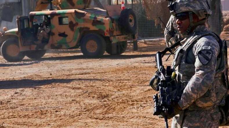 هجوم صاروخي على معسكر فيه قوات أمريكية