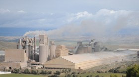 إنتاج مليون و260 ألف طن سنويا من الإسمنت وطموحات لتحقيق صفر تلوث