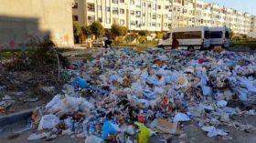 “حي قريقوري” بالقبة يتحول إلى “مفرغة عمومية”