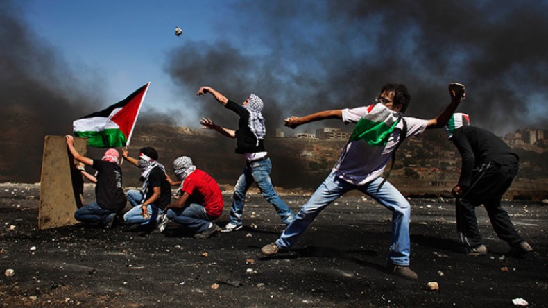 عبّاس.. مصالي الحاج فلسطين