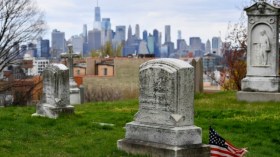 مقابر نيويورك غير قادرة على استقبال مزيد من الموتى