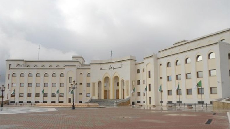 ولد عباس: ترقية 10 ولايات منتدبة إلى ولايات كاملة