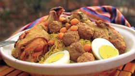 مقطفة بالدجاج