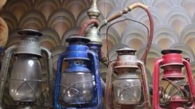 مقهى يتحول إلى “متحف حقيقي” حي صغير وسط مدينة بجاية