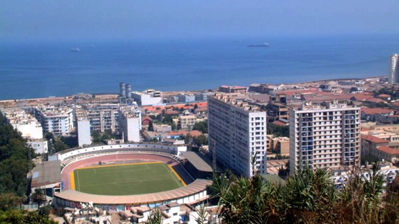 الداربي بين شباب بلوزداد واتحاد العاصمة بملعب 20 أوت