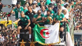 مناصرو الفريق الوطني يطالبون بالمزيد..!