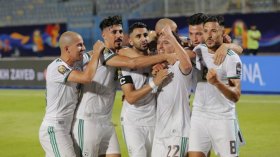 العروض تنهال على اللاعبين الجزائريين.. وبورصة “الخضر” في ارتفاع