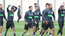 ماجر و”أرمادته” المحلية ينهزمون أمام السعودية